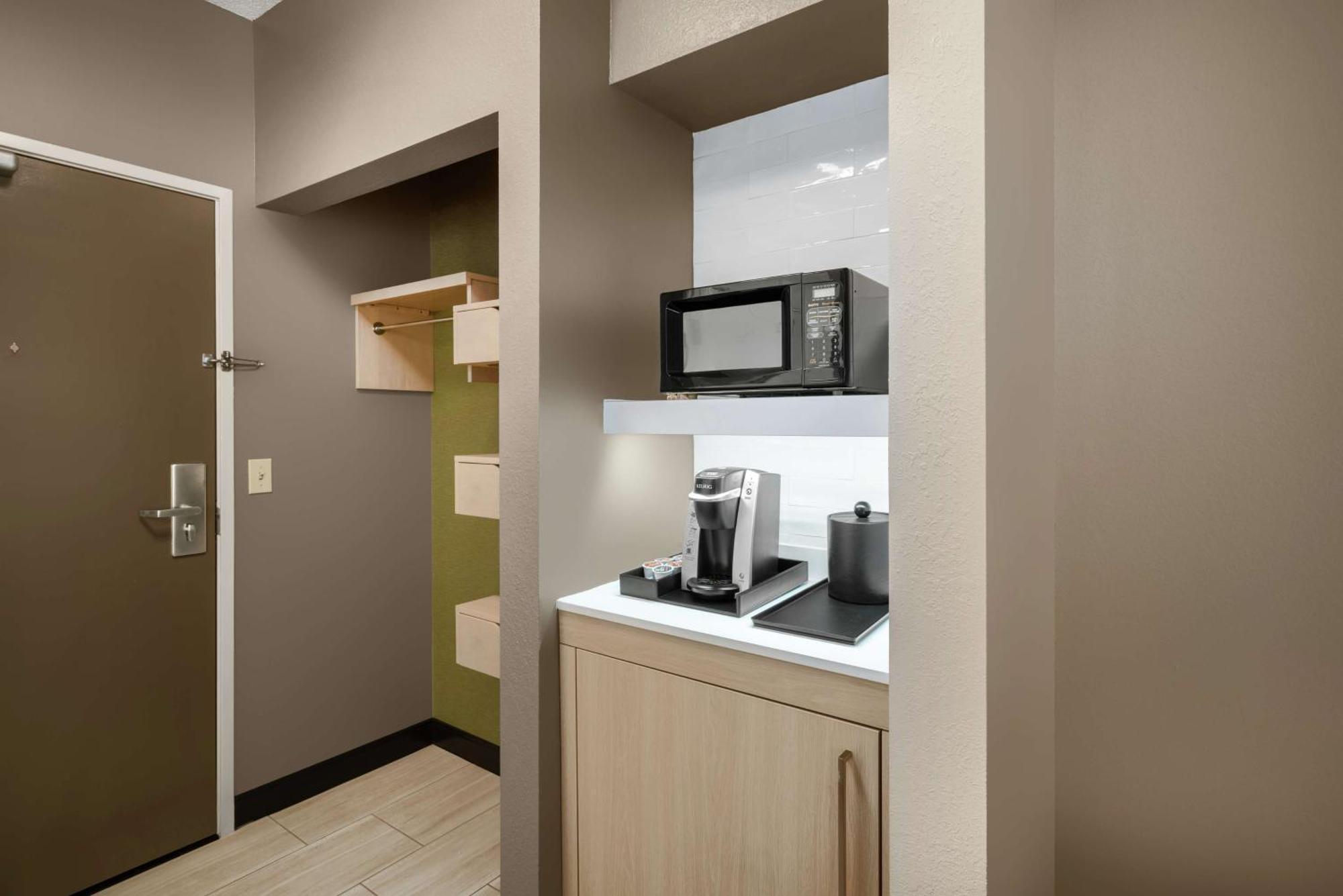 Hilton Garden Inn Louisville East Exteriér fotografie