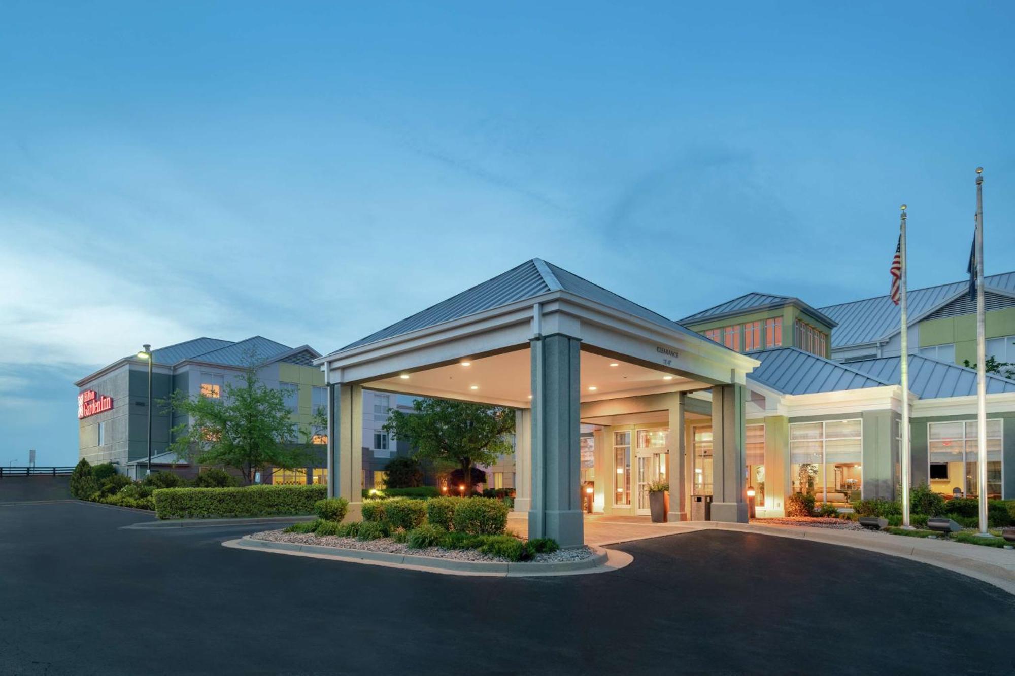 Hilton Garden Inn Louisville East Exteriér fotografie
