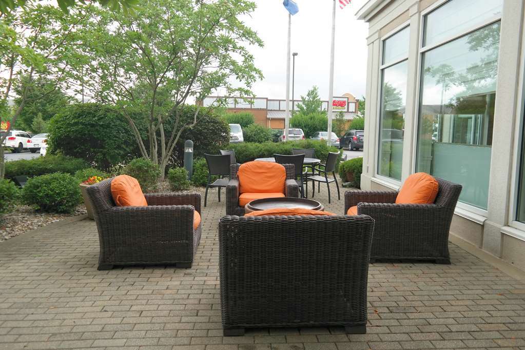 Hilton Garden Inn Louisville East Exteriér fotografie